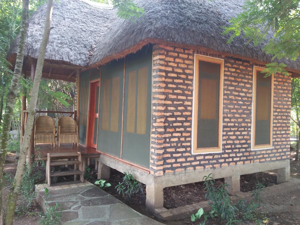 Irungu Forest Safari Lodge Katunguru Zewnętrze zdjęcie