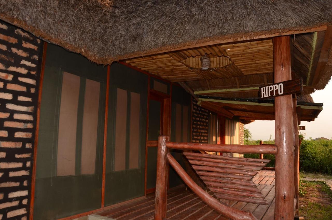 Irungu Forest Safari Lodge Katunguru Zewnętrze zdjęcie