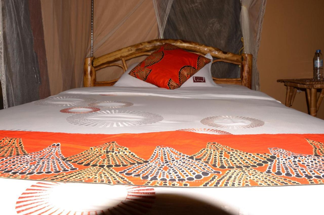 Irungu Forest Safari Lodge Katunguru Zewnętrze zdjęcie
